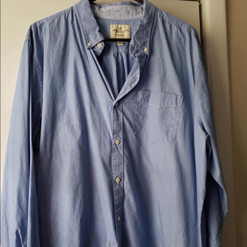 American Eagle Button Down
